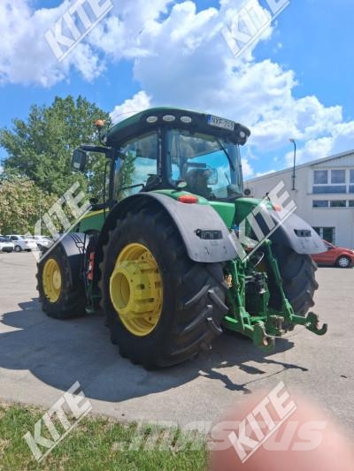 John Deere 8320R Tracteur