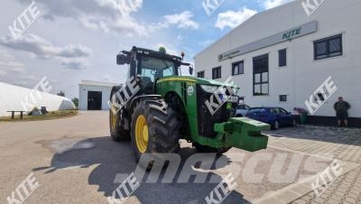 John Deere 8320R Traktorit