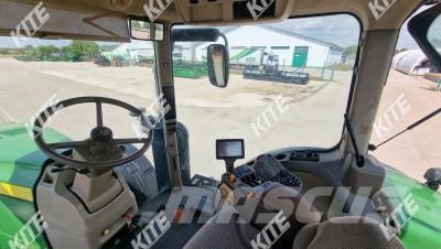 John Deere 8335R Traktori