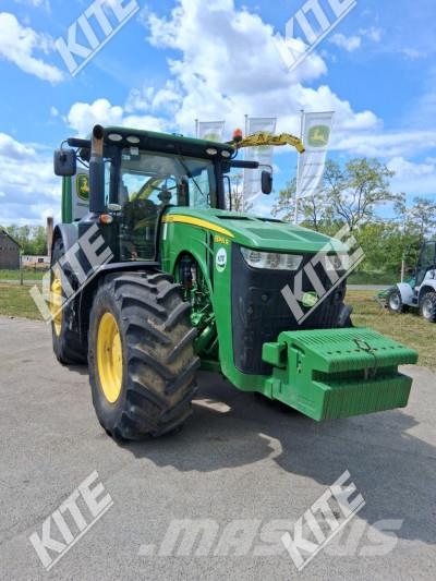 John Deere 8345R الجرارات