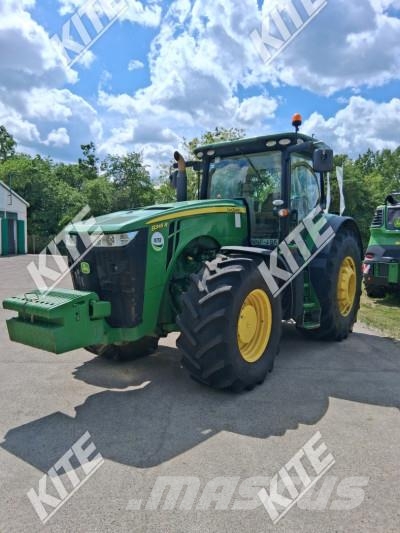 John Deere 8345R الجرارات