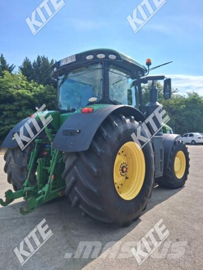 John Deere 8345R Traktorit