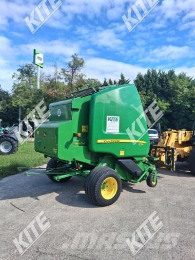 John Deere 854N Lisy na okrúhle balíky
