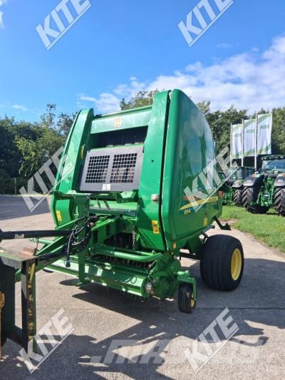 John Deere 854N Lisy na okrúhle balíky