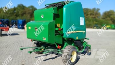 John Deere 854N Lisy na okrúhle balíky