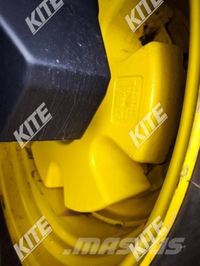 John Deere 8R 410 Traktorit