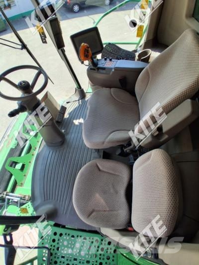 John Deere S680i 2WD Combine de secerat