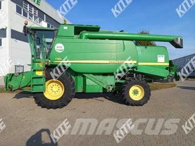 John Deere T550 Kombájnok