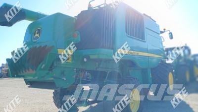 John Deere T550 Kombajni