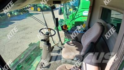 John Deere T550 Kombajni