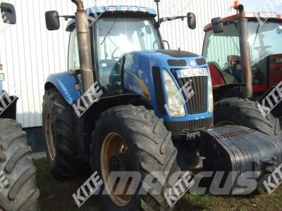 New Holland T8040 Traktori