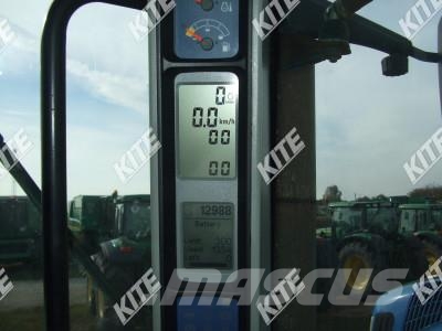 New Holland T8040 Traktori