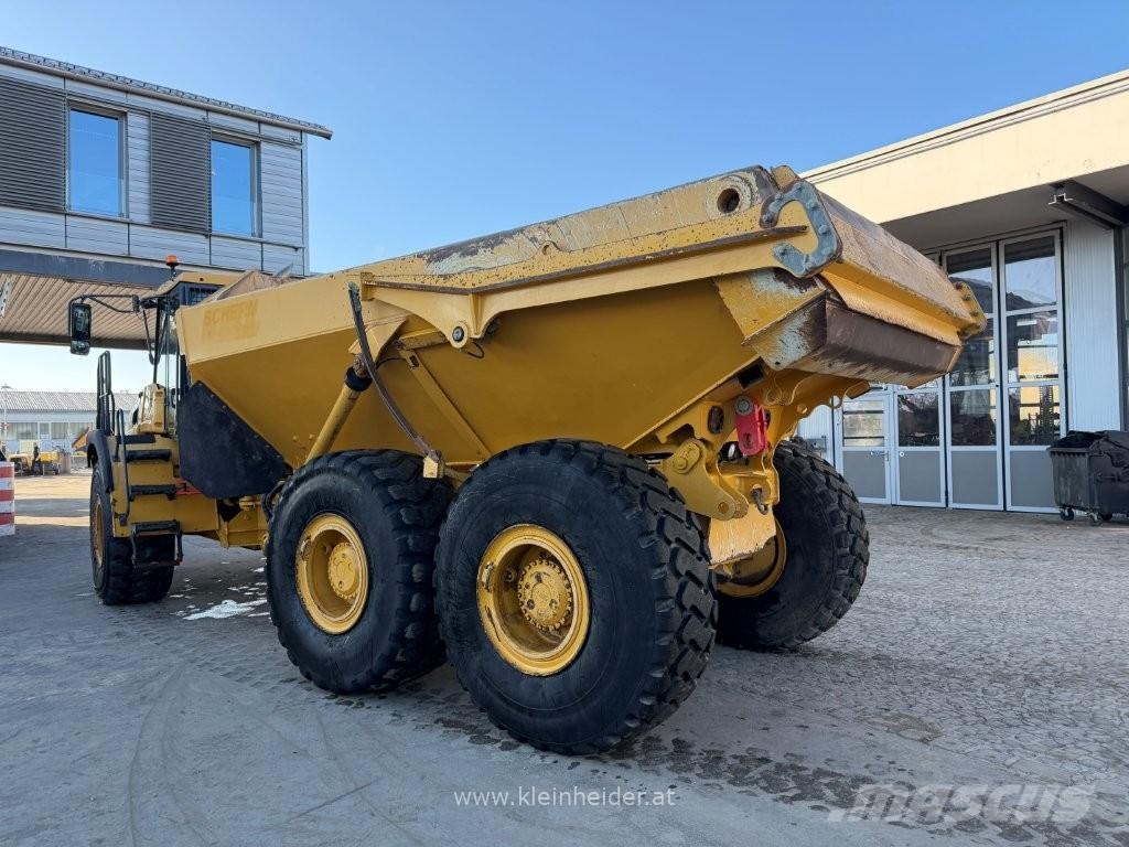 Bell B 25 E 6X6 ADT Camiones articulados