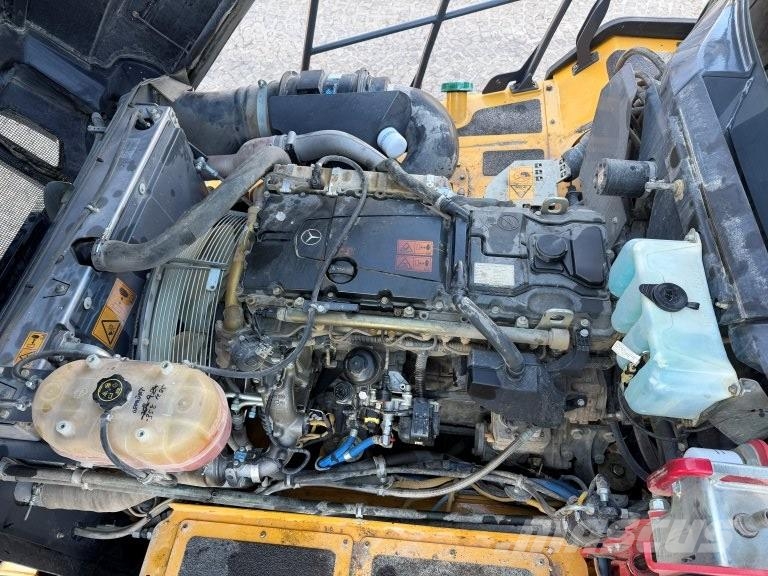 Bell B 25 E 6X6 ADT Camiones articulados