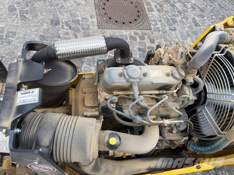 Bomag BMP 8500 Valjci sa duplim bubnjem
