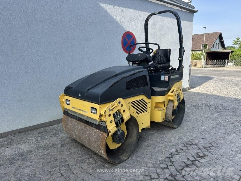 Bomag BW 120 AD-4 Valjci sa duplim bubnjem