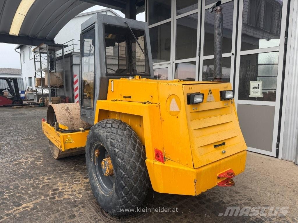 Bomag BW 172 D-2 Valjci sa duplim bubnjem