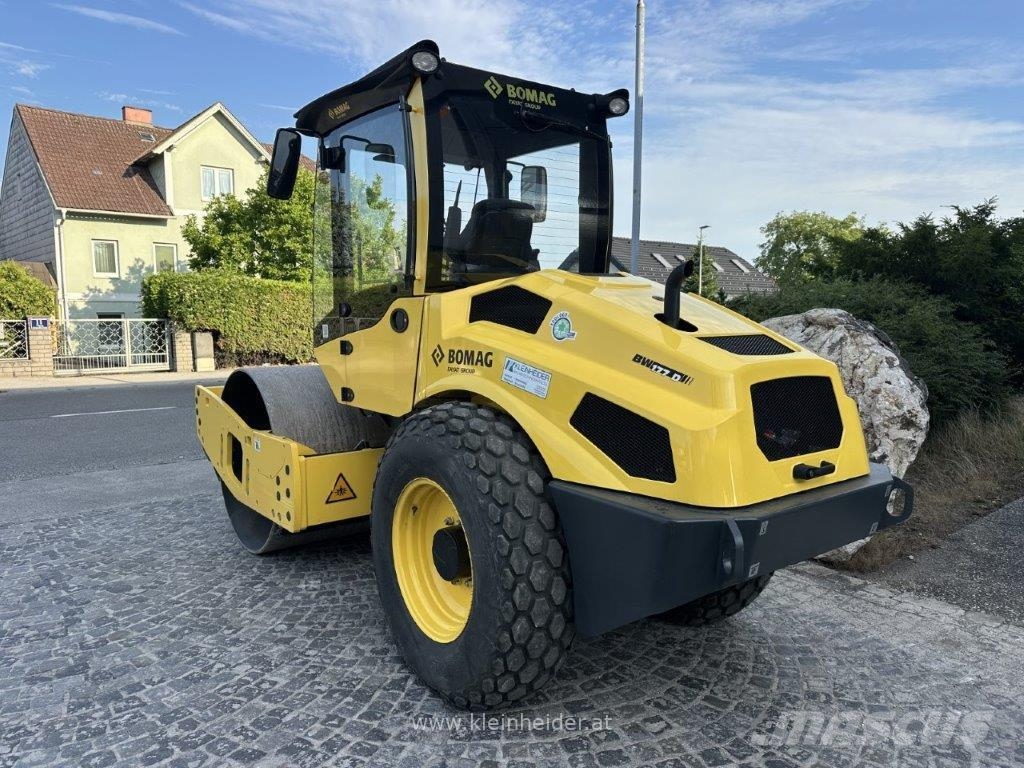 Bomag BW 177 D-5 مداحل ثنائية الاسطوانة
