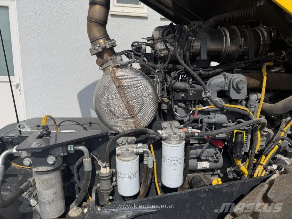 Bomag BW 213 D-5 Valjci sa duplim bubnjem