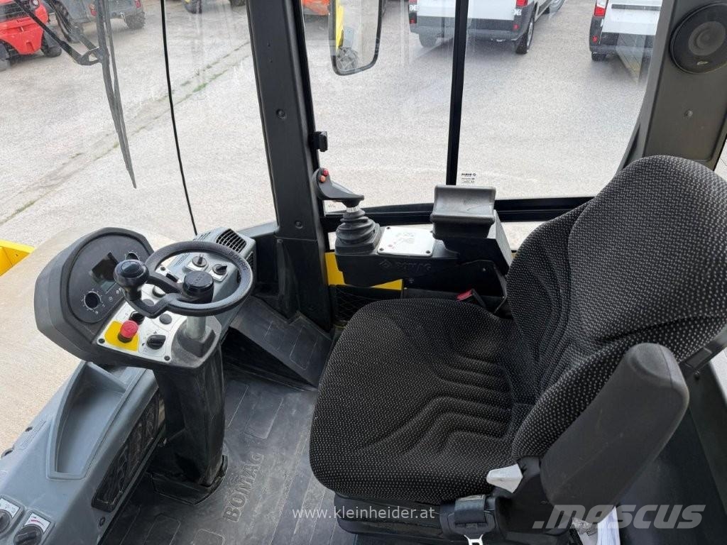 Bomag BW 213 D-5 Valjci sa duplim bubnjem