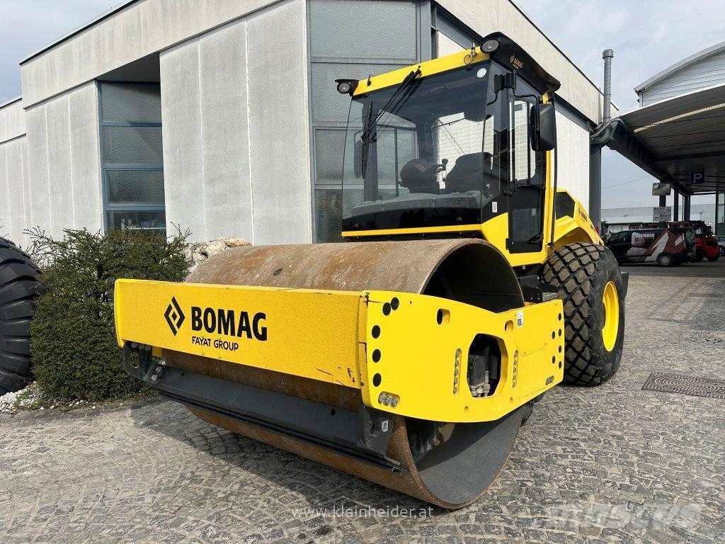 Bomag BW 213 D-5 Tandemové válce