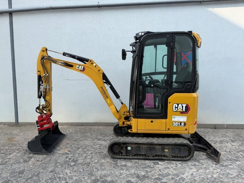 CAT 301.8 Powertilt Mini bageri <7t
