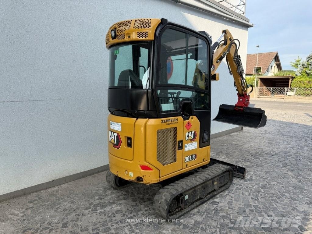 CAT 301.8 Powertilt Mini bageri <7t