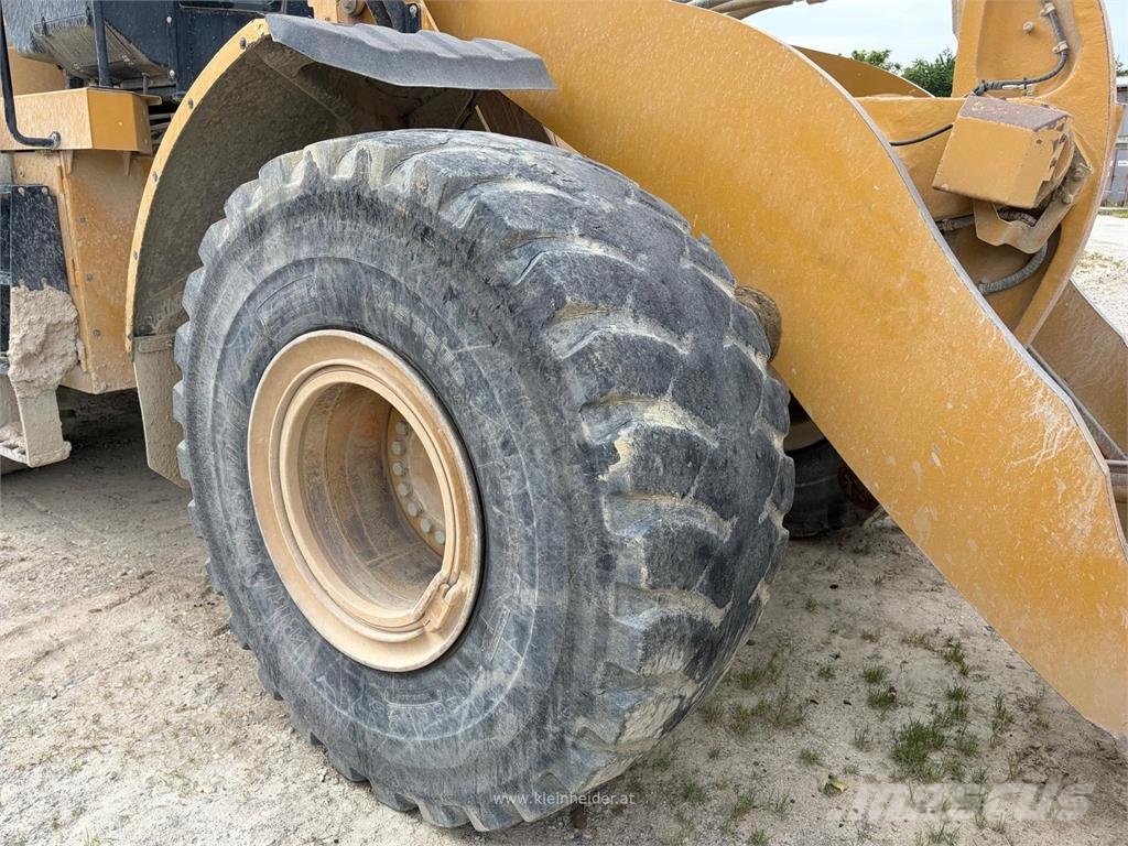 CAT 972 MXE Iekrāvēji uz riteņiem