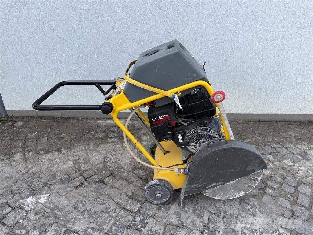 Fugenschneider Wacker BFS 1345 CE Asphalt pavers