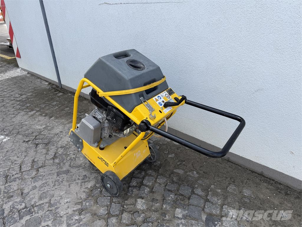 Fugenschneider Wacker BFS 1345 CE Asphalt pavers