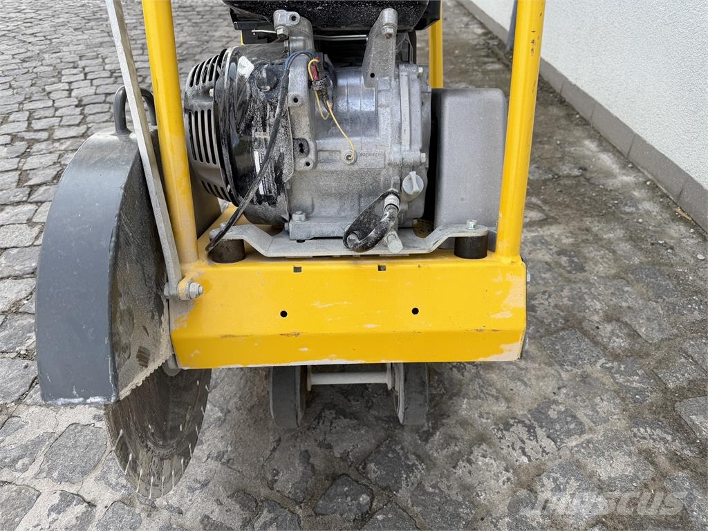 Fugenschneider Wacker BFS 1345 CE Asphalt pavers