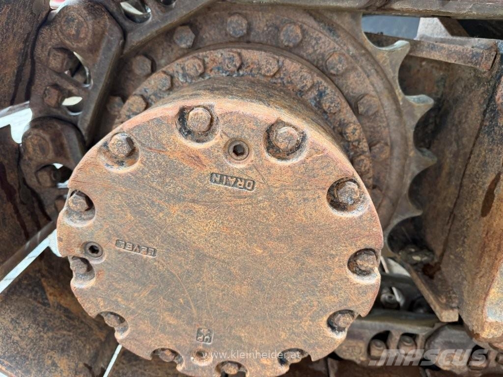Hitachi ZX 210 LC-6 Beltegraver