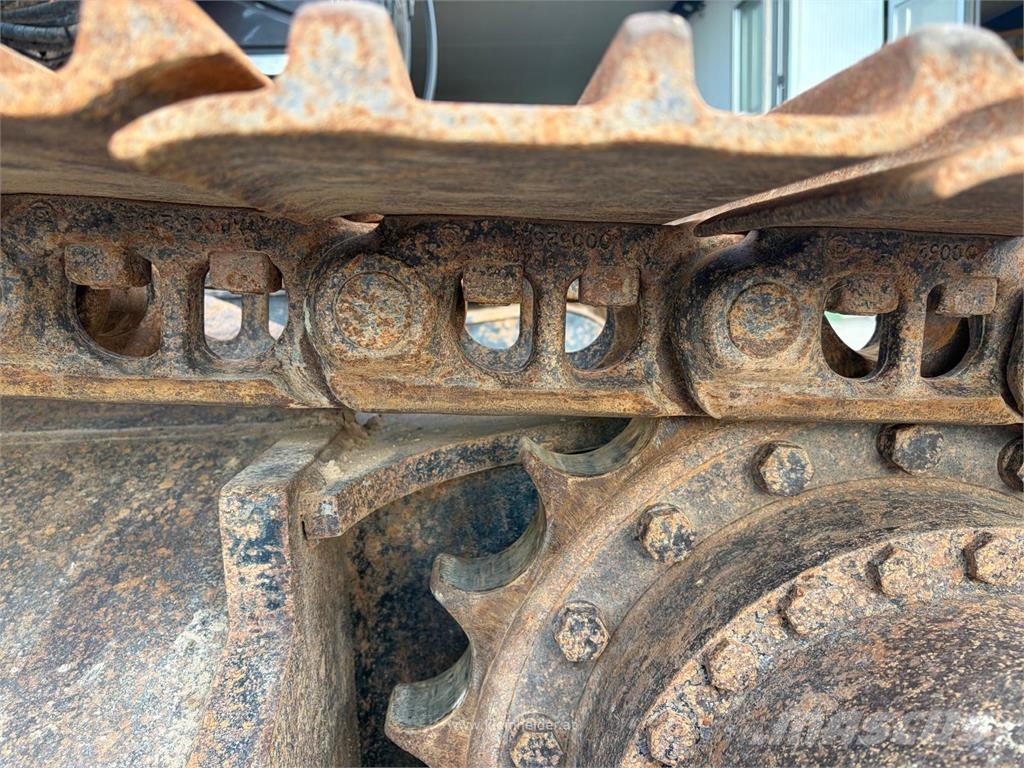 Hitachi ZX 210 LC-6 Rupsgraafmachines