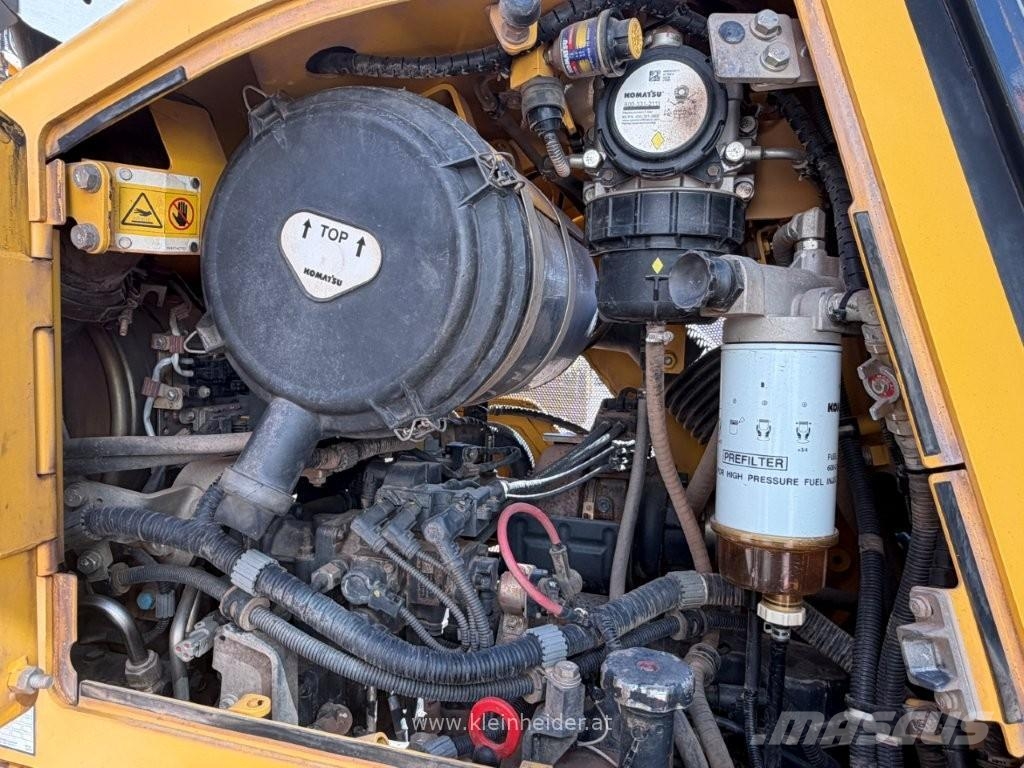 Komatsu D 61 EX-24 Верижни булдозери
