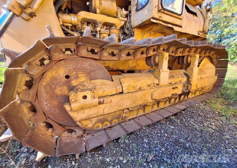 Komatsu D 65-A6-LGP Kabelpflug Asfaltafwerkmachines