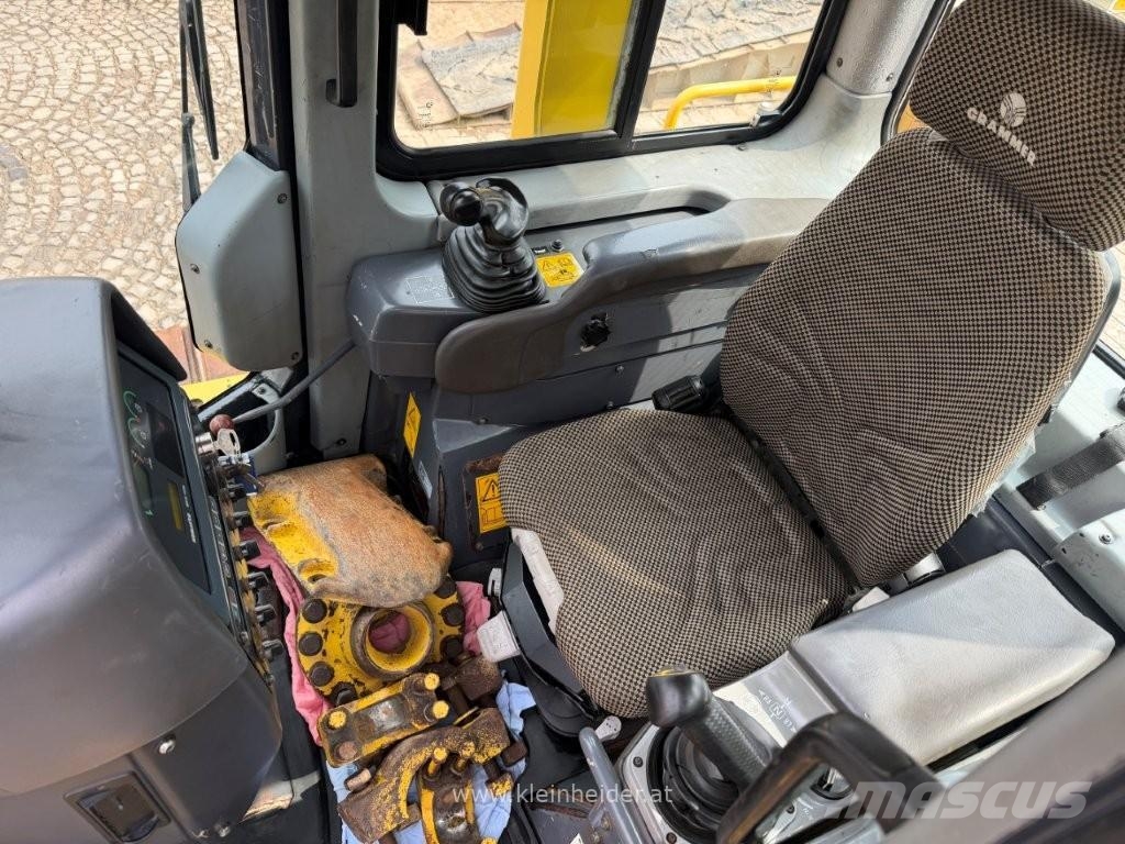 Komatsu D 65 PXi-15 EO Bandschaktare