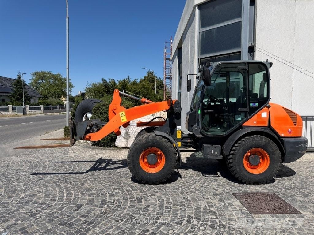 Komatsu WA 70-7 Gumikerekes homlokrakodók