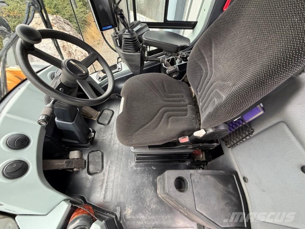 Liebherr L 550 X-Power G6.1 + SW Wheel loaders