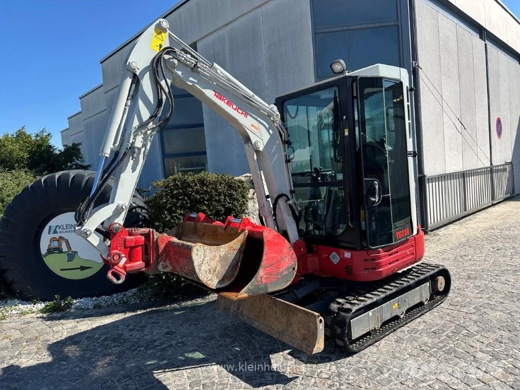 Takeuchi TB 23 R Powertilt Mini ekskavatörler, 7 tona dek