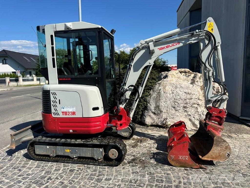 Takeuchi TB 23 R Powertilt Mini ekskavatörler, 7 tona dek