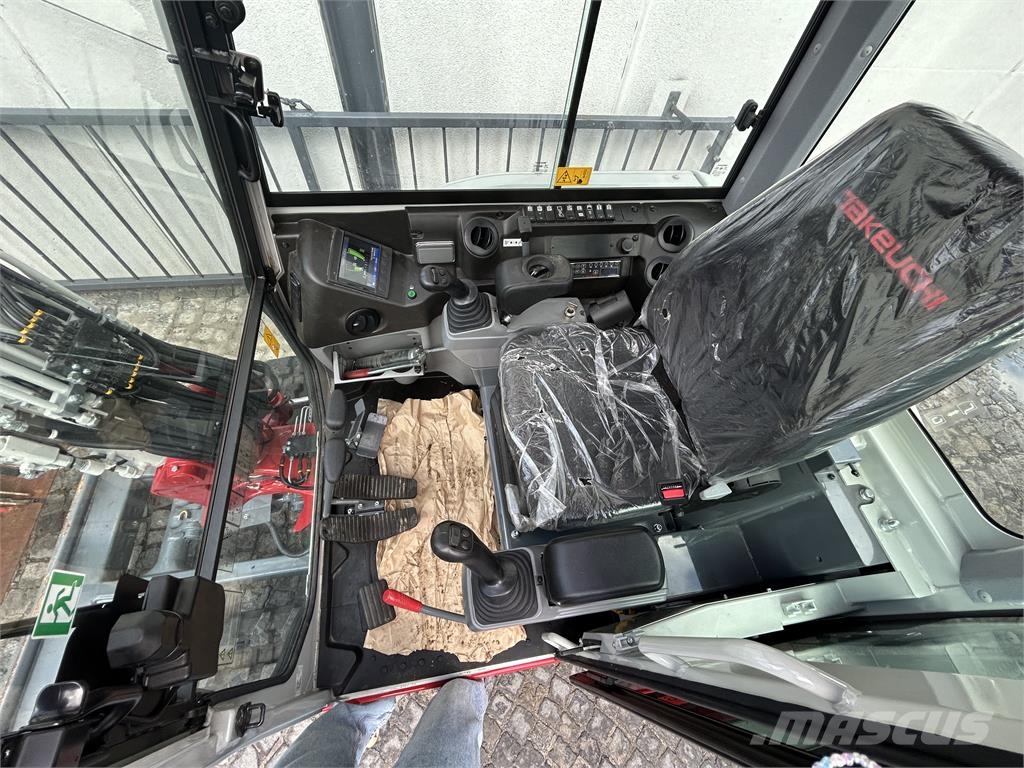 Takeuchi TB 230 G + ZS Miniescavadeiras < 7t (Mini escavadeiras)