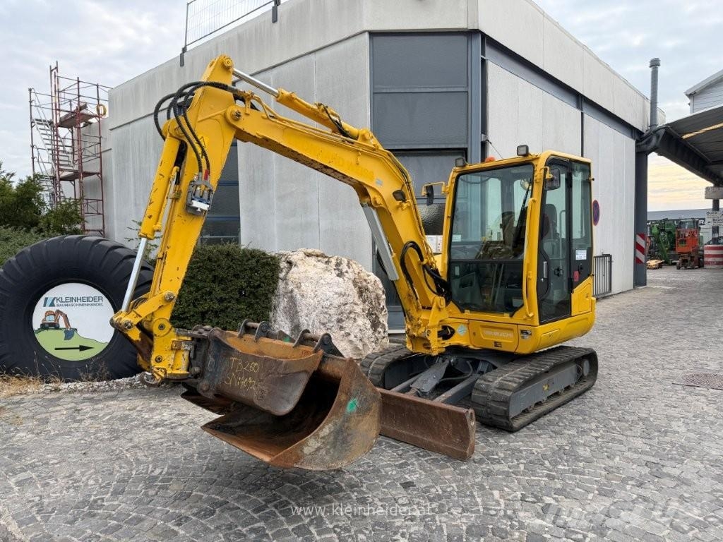 Takeuchi TB 240 Minigravere <7t