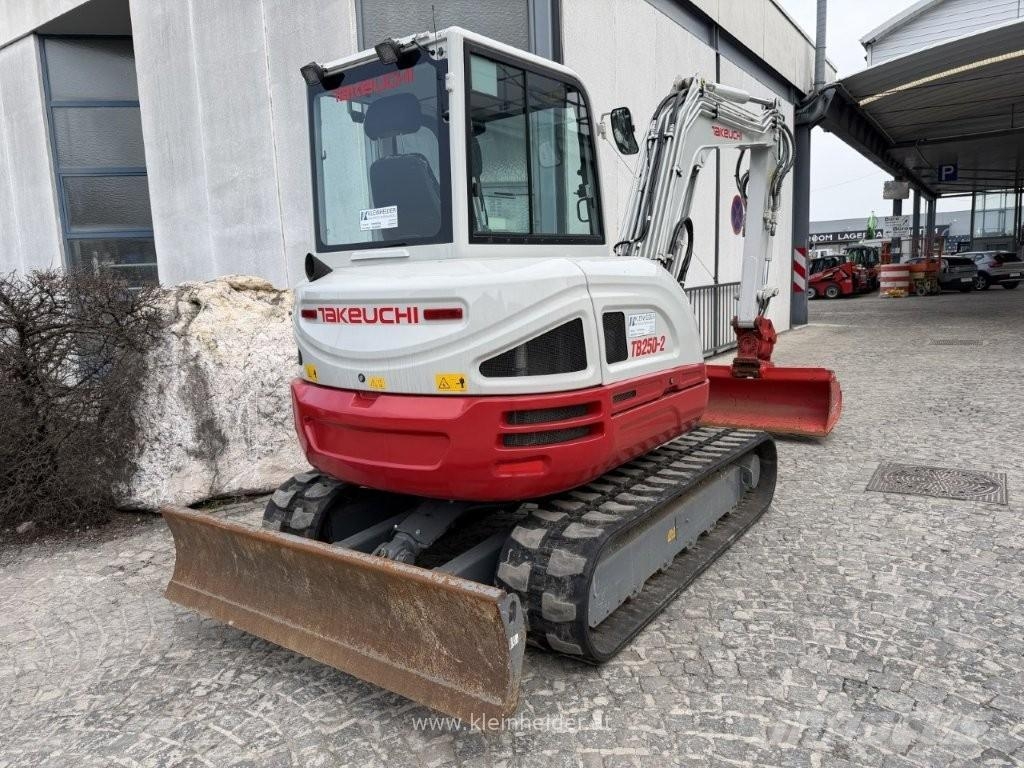 Takeuchi TB 250-2 Powertilt Εκσκαφάκι (διαβολάκι) < 7t