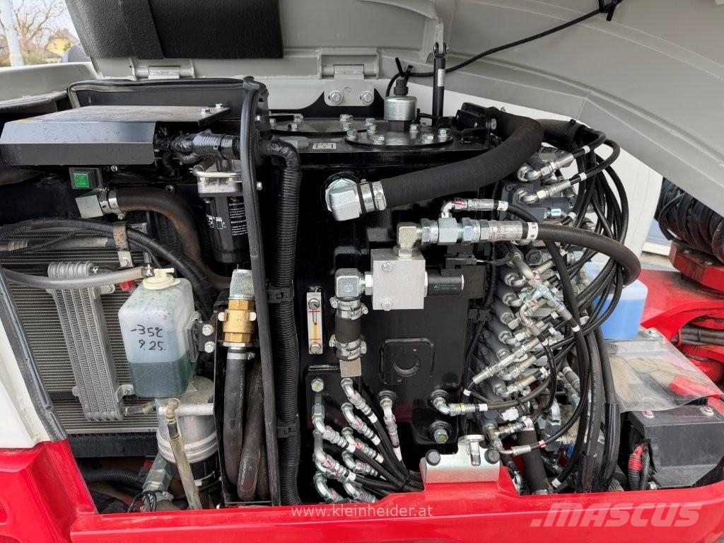 Takeuchi TB 250-2 Powertilt Εκσκαφάκι (διαβολάκι) < 7t