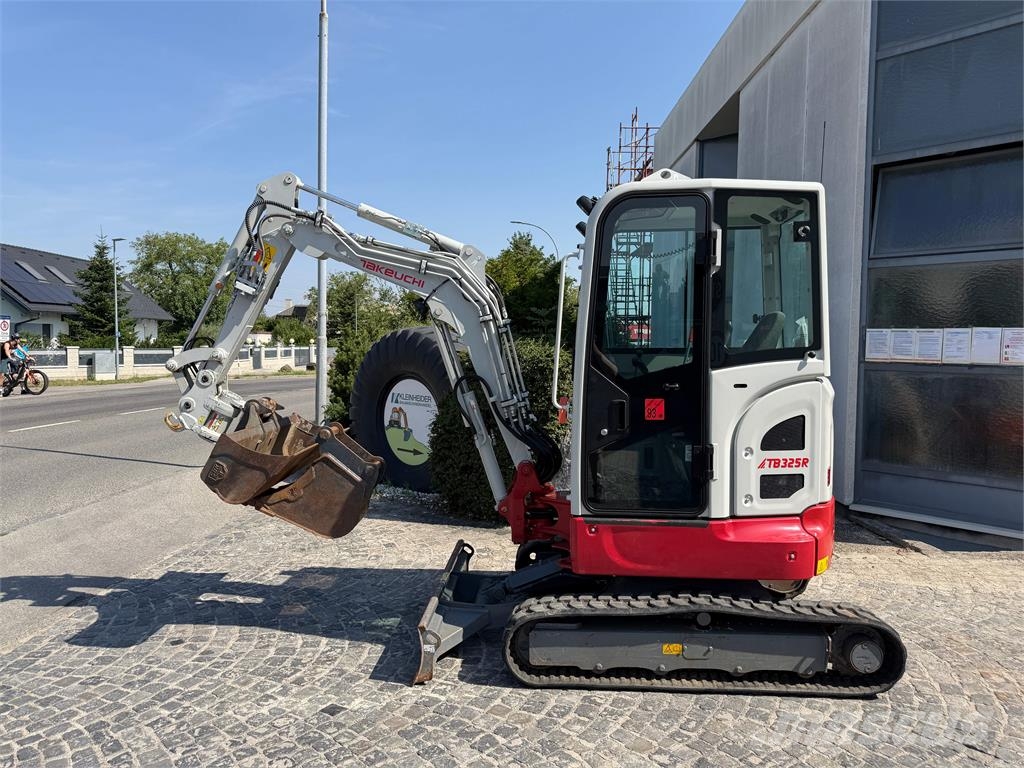 Takeuchi TB 325 R PT HS 03 小型挖土機/掘鑿機<7t(小型挖掘機)