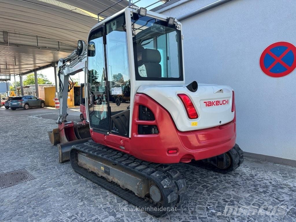 Takeuchi TB 370 Powertilt ZS Міні-екскаватори < 7т