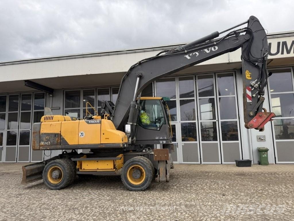 Volvo EW 210 D Stroje pre manipuláciu s odpadom
