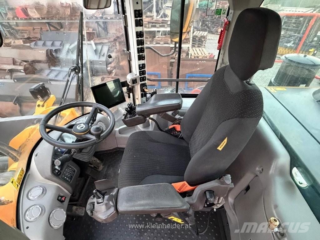 Volvo L 220 H Utovarivači na kotačima