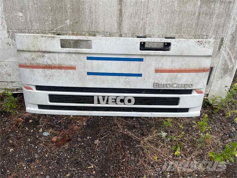 Iveco EUROCARGO FRONT GRILL Kabinos ir salonai