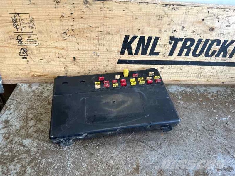 Iveco FUSE BOX 5801583461 Electronics